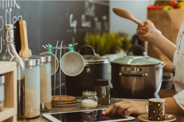 カフェバイトのキッチンってどんな仕事？未経験でも大丈夫？