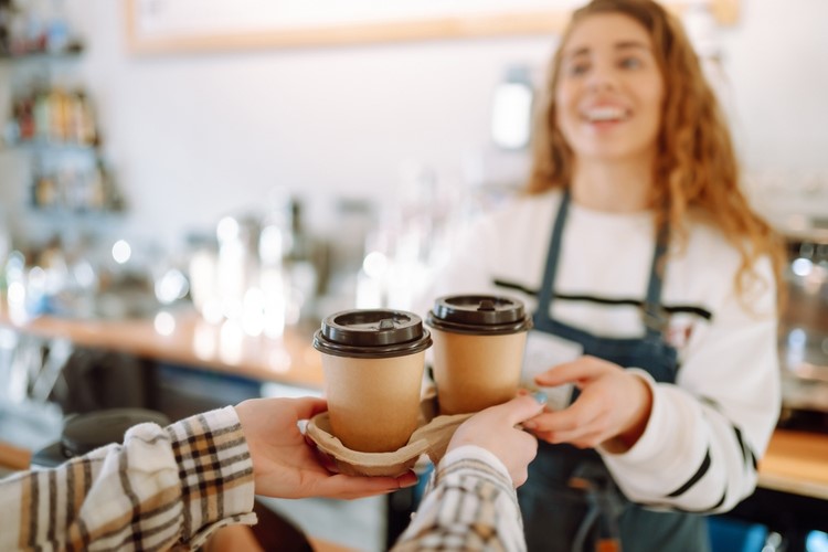 カフェバイトはきつい？実際はどうなの？