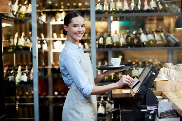 カフェバイトのレジ対応に悩んだら！敬語はこれで合っている？