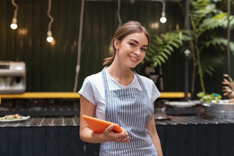 カフェバイトはおしゃれな人しか働けない？