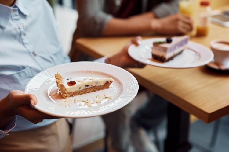 カフェバイトのオープニングスタッフとは？